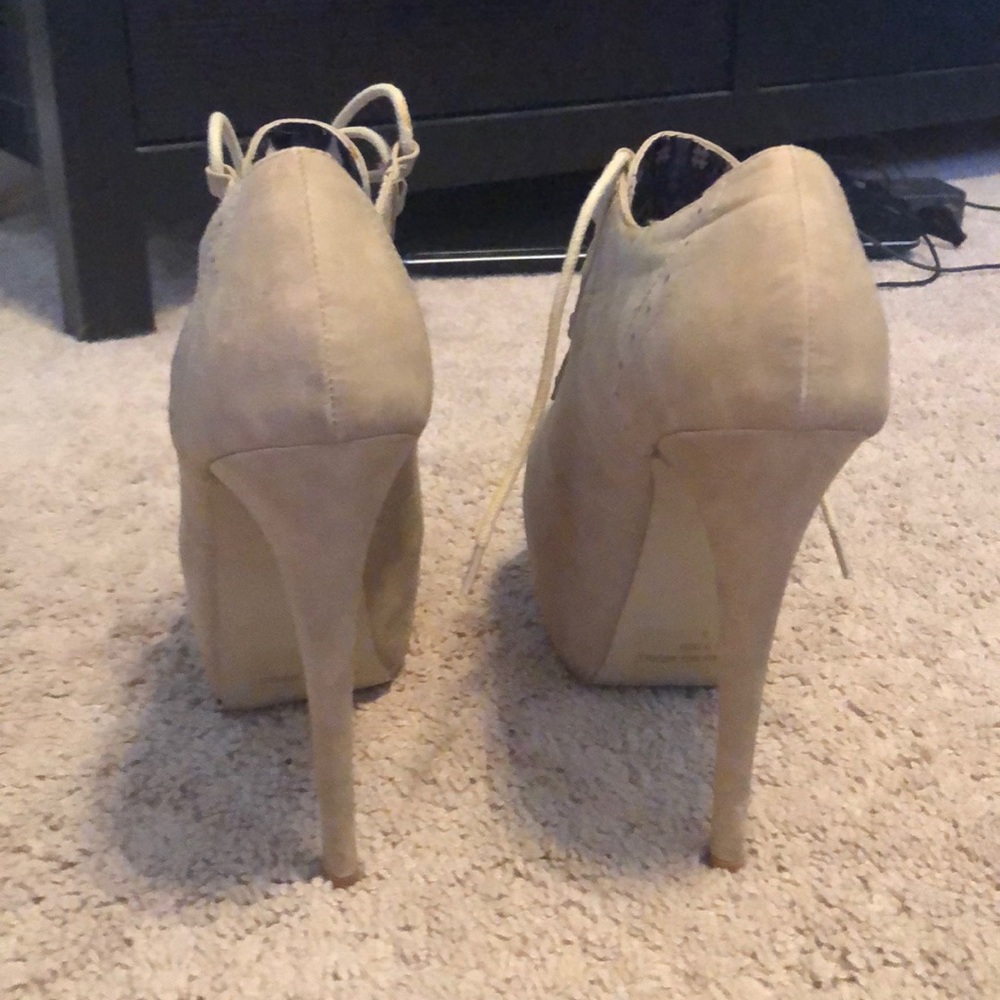 Booties - Picture 3 of 4